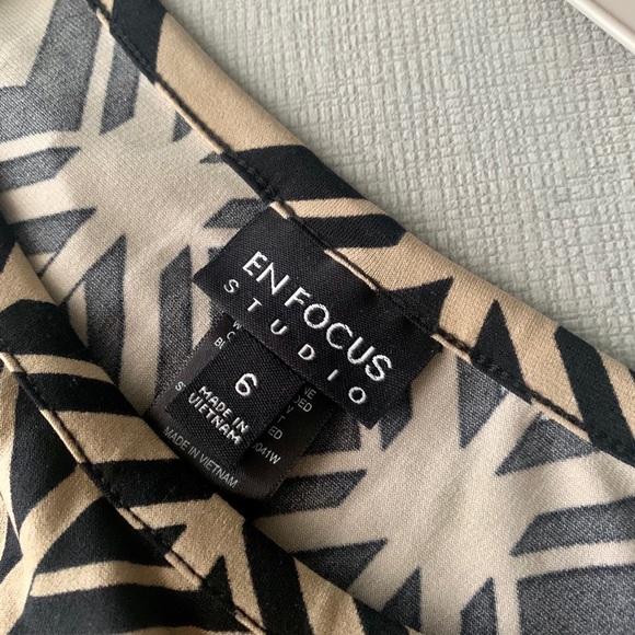 Cute pattern dress! - Picture 3 of 3